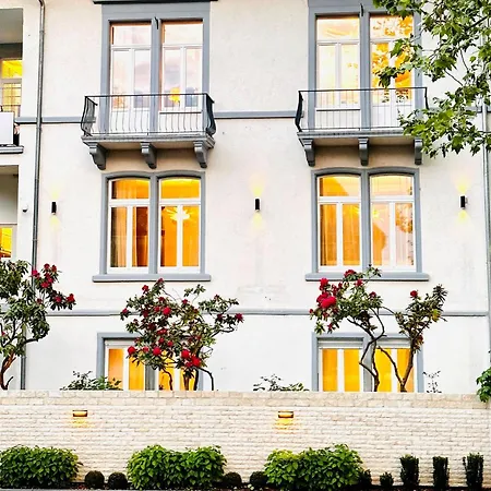 Gloria Apartment